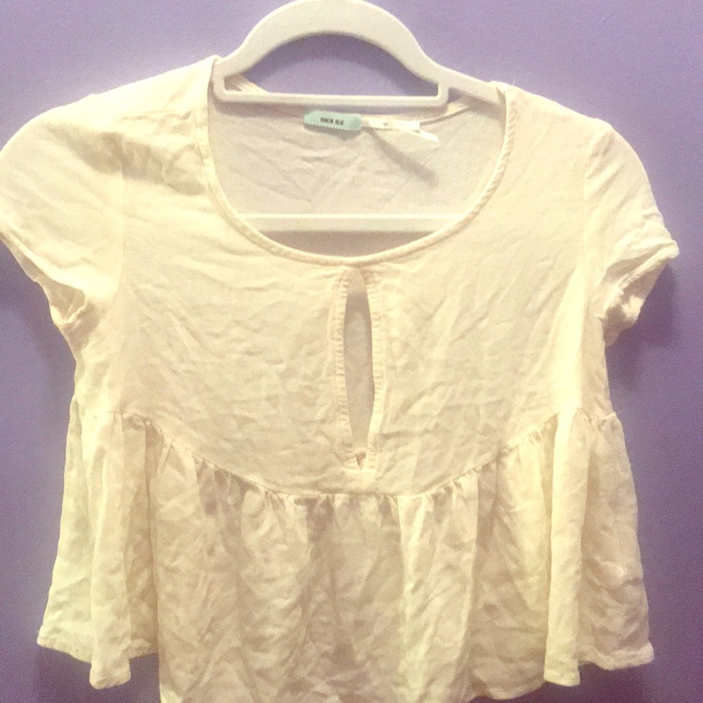 CUT OUT TEE